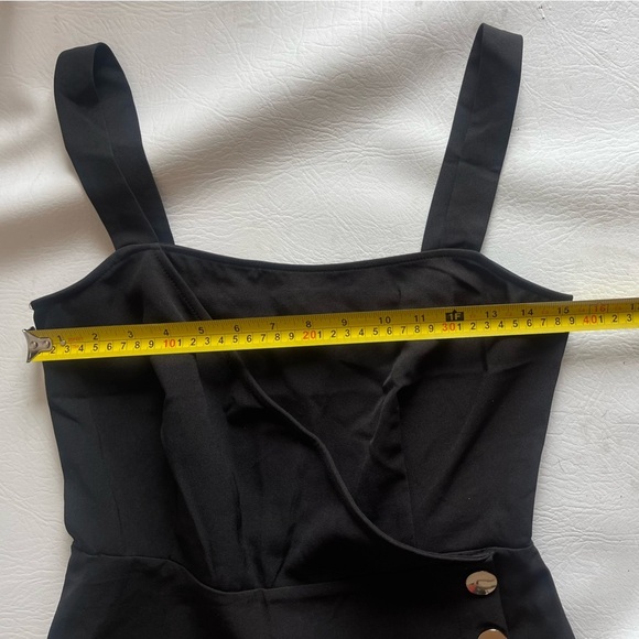 4th & Reckless NWT Larny Black Wide-Leg Jumpsuit Size 4 - Picture 6 of 13